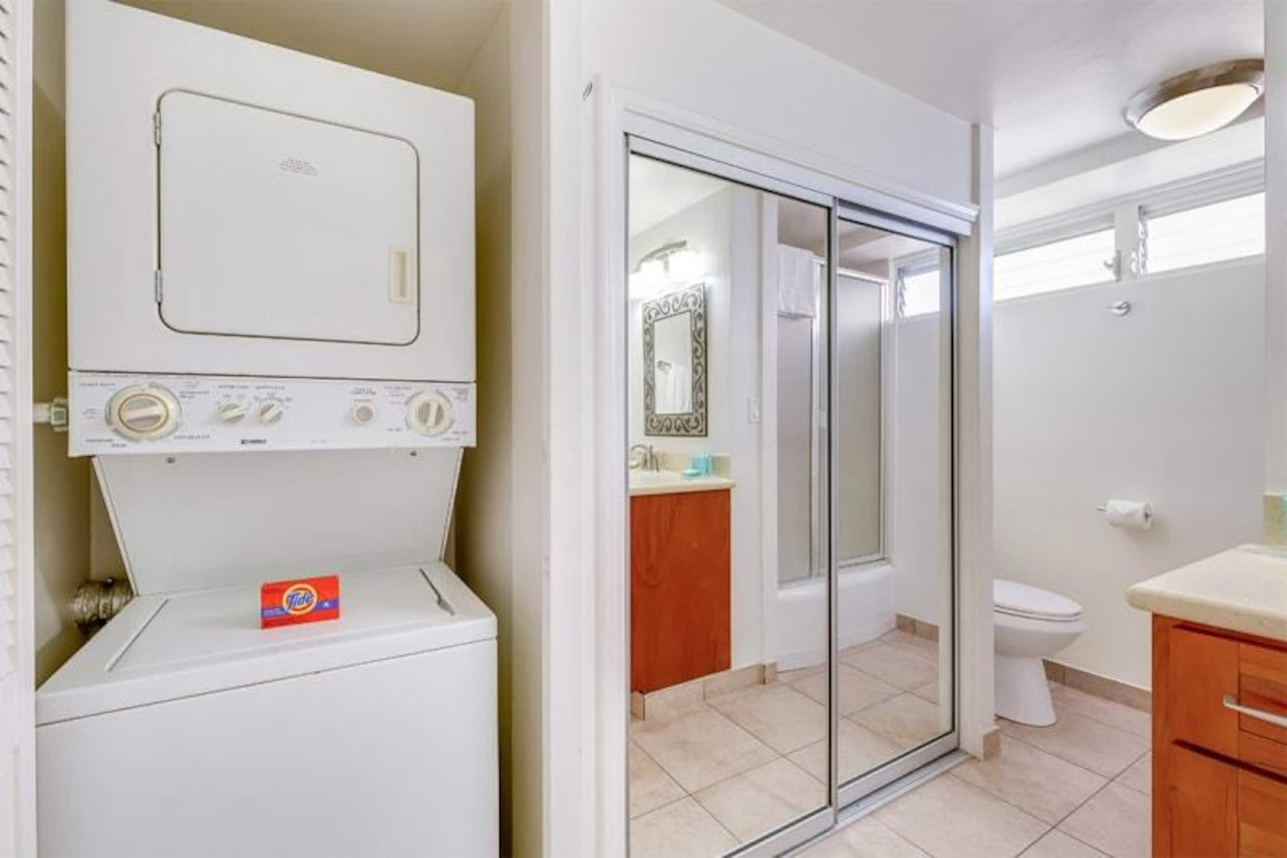 Condo in Honolulu · ★4.33 · Studio · 1 bed · 1 shared bath - Image 15