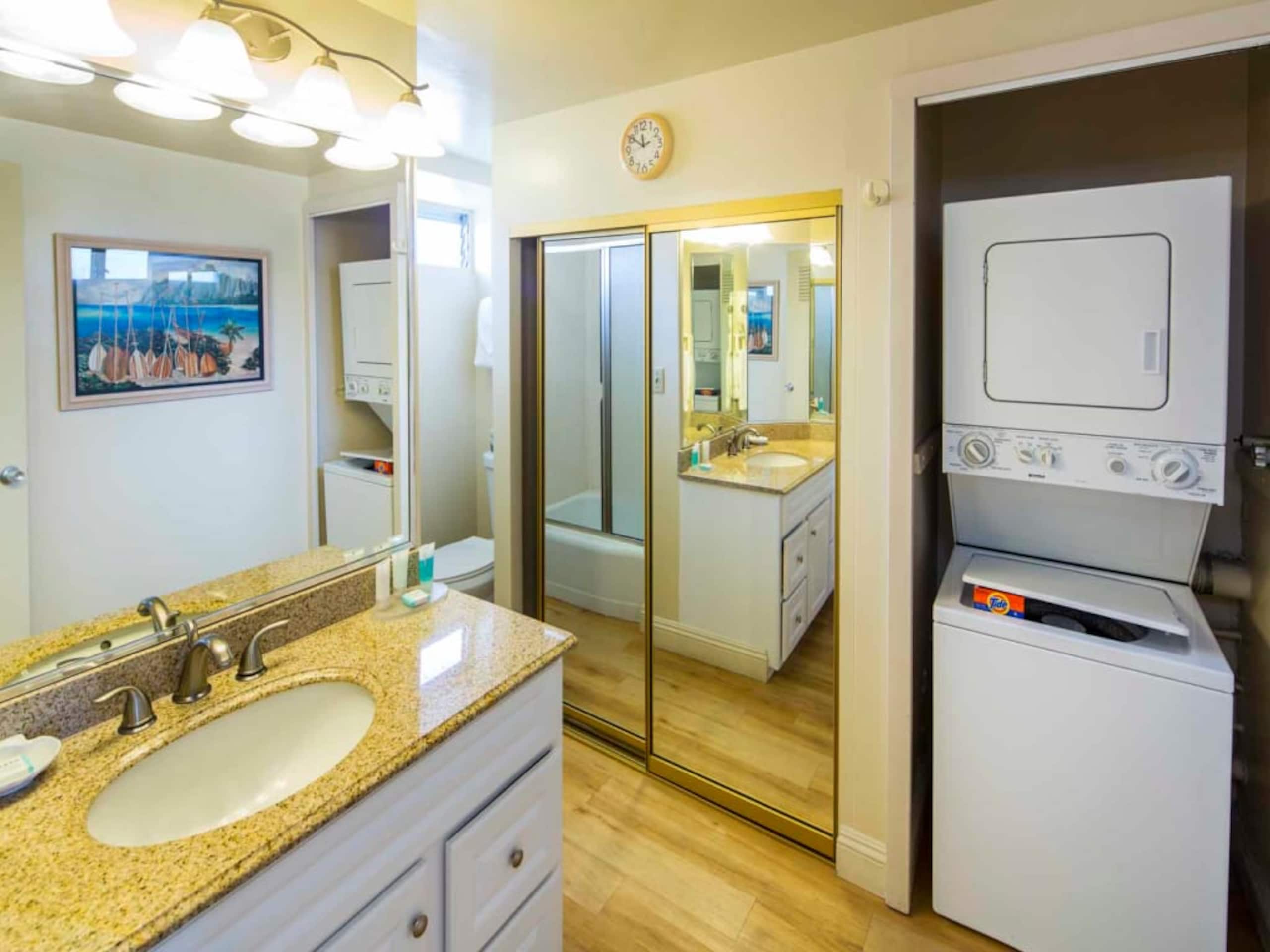 Condo in Honolulu · ★5.0 · Studio · 1 bed · 1 shared bath - Image 20