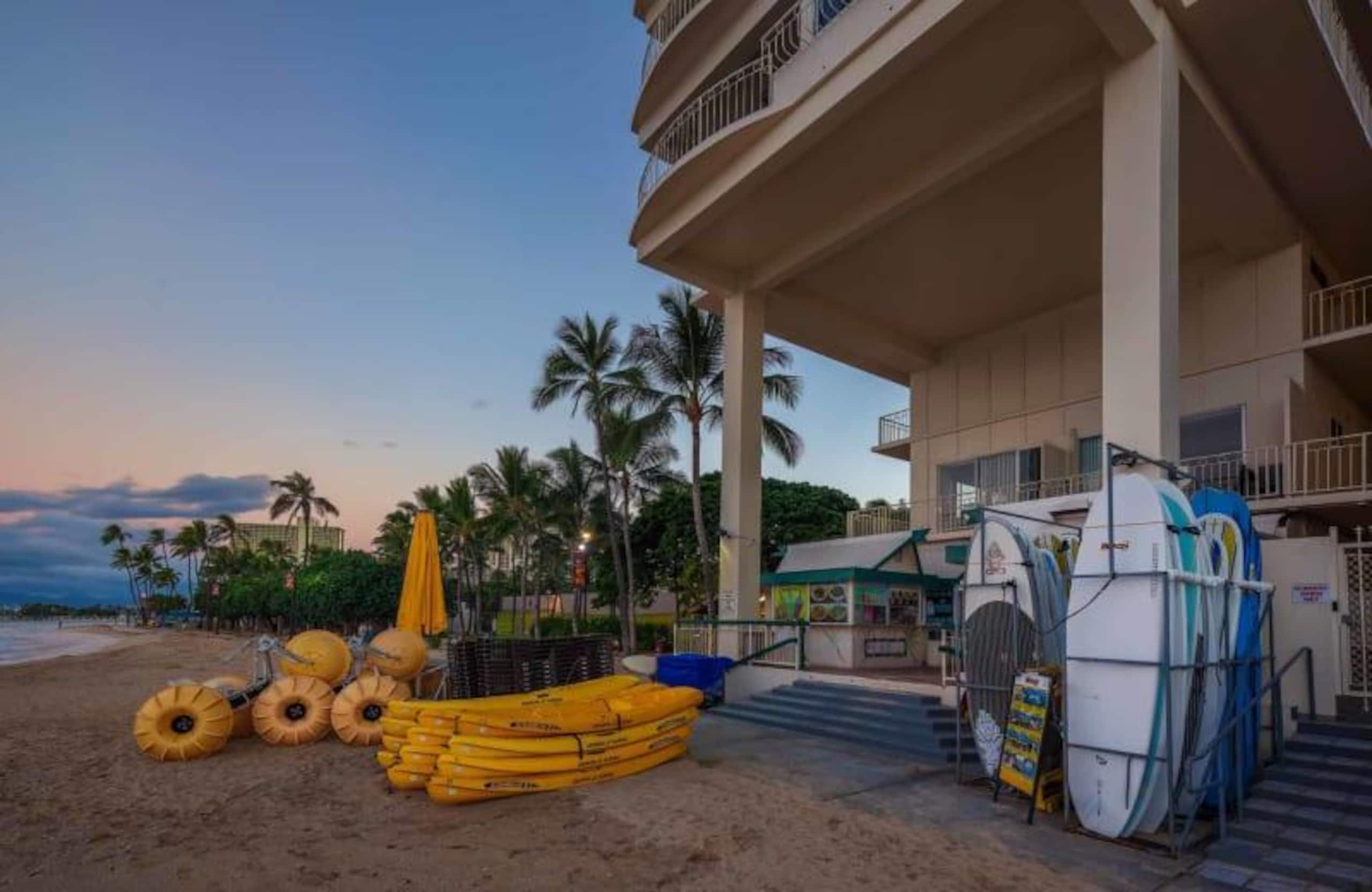 Condo in Honolulu · ★4.76 · 2 bedrooms · 3 beds · 2 shared baths - Image 20