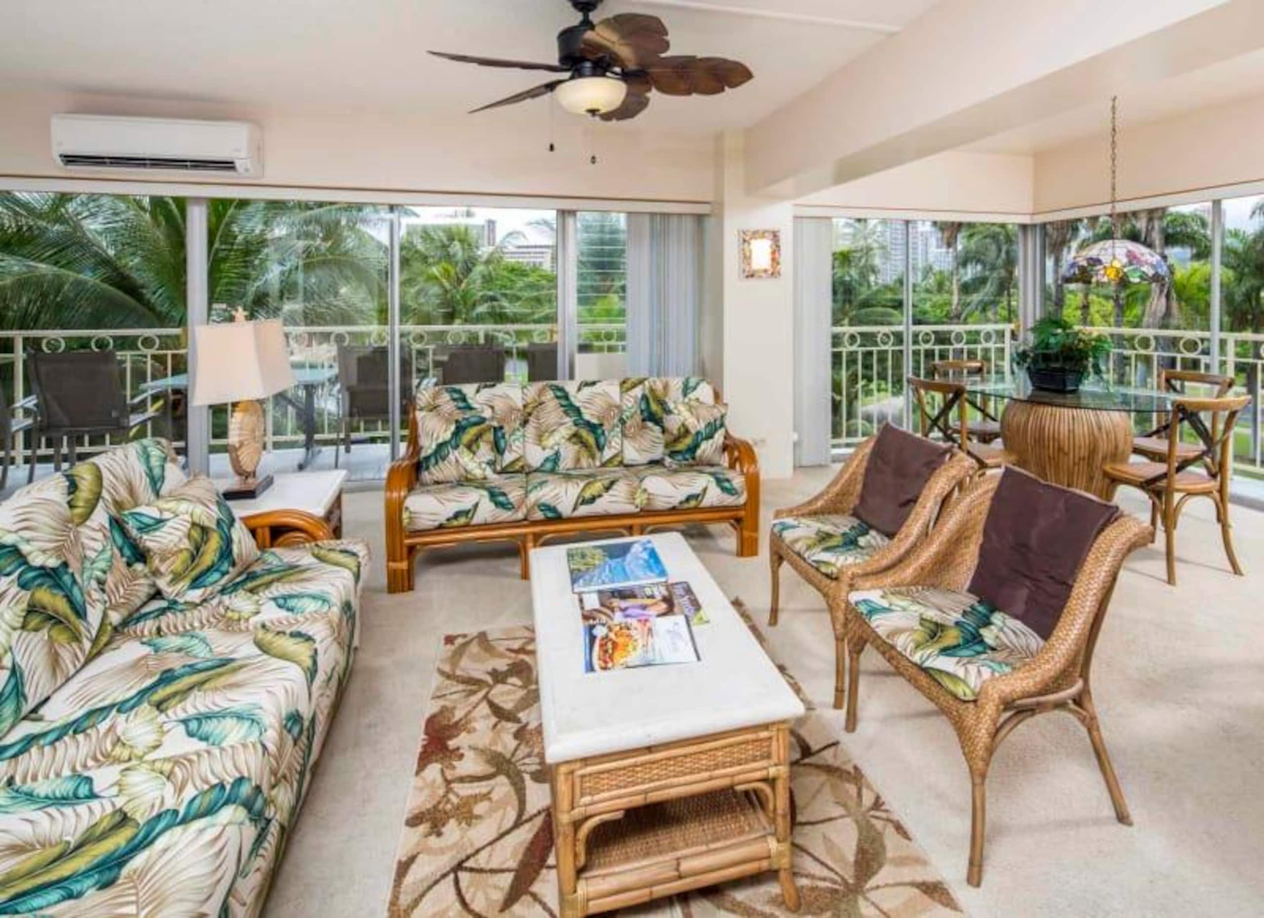 Condo in Honolulu · ★4.8 · 2 bedrooms · 3 beds · 1 private bath - Image 4