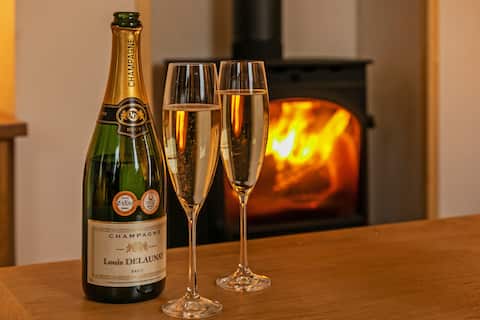 Top Airbnb: The Nestle House City Centre Luxury in Winchester City