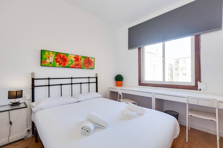 Sagrada Família Lepant gallery image 5