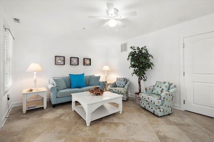 Coastal Resort Sales & Rentals managed Airbnb listing 3