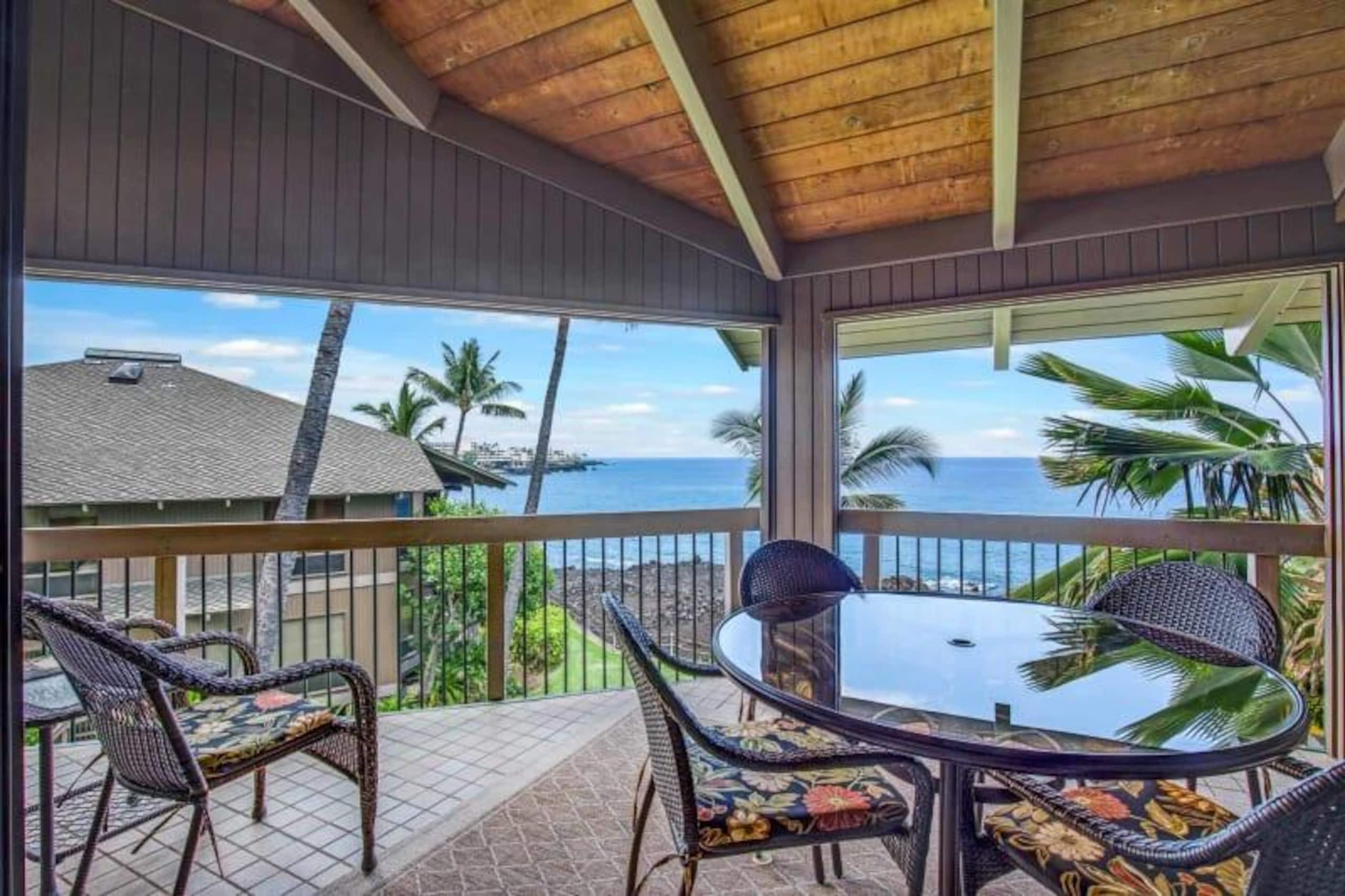 Condo in Kailua-Kona · ★4.82 · 2 bedrooms · 3 beds · 2 baths - Image 7