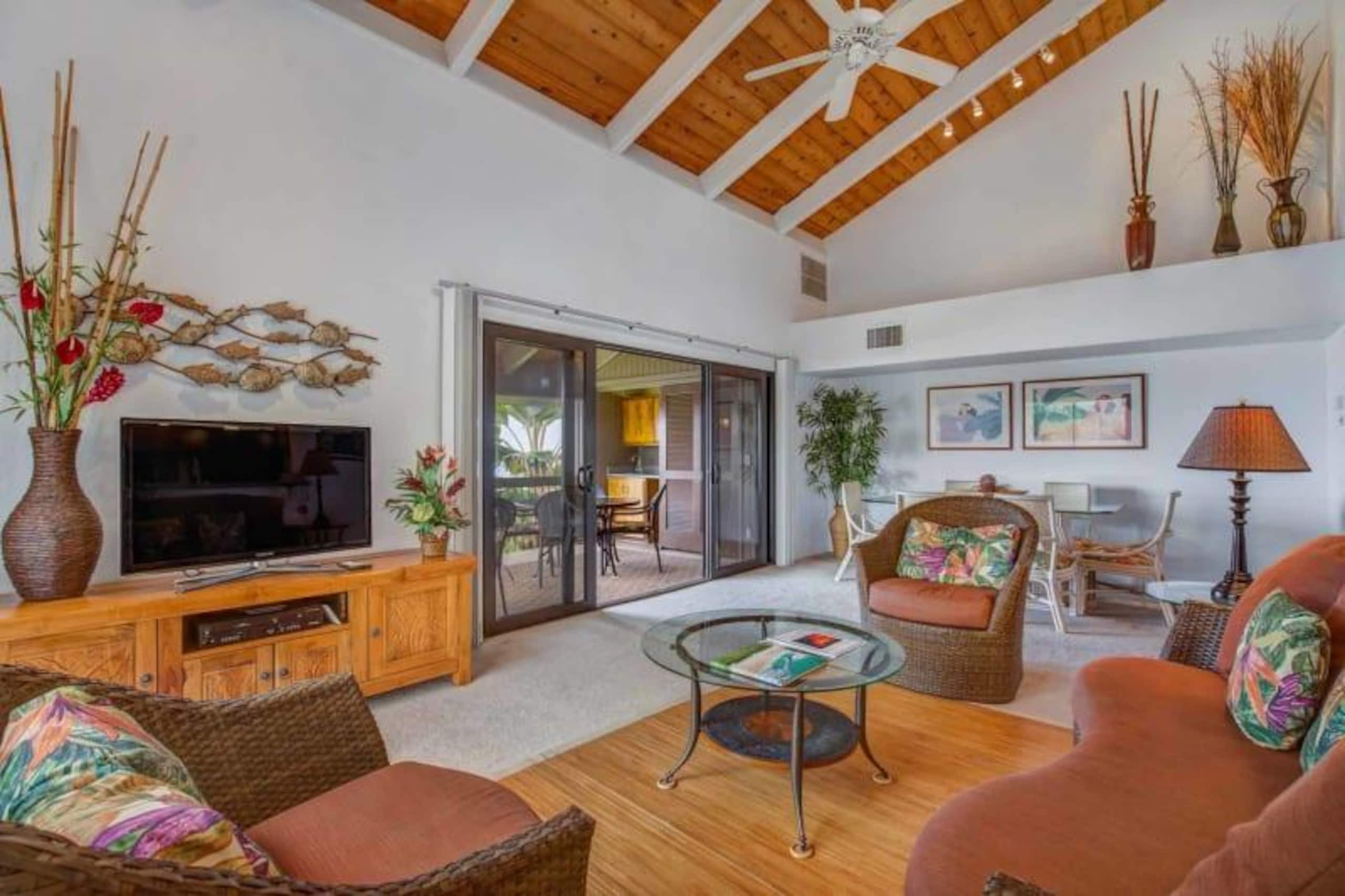 Condo in Kailua-Kona · ★4.82 · 2 bedrooms · 3 beds · 2 baths - Image 9