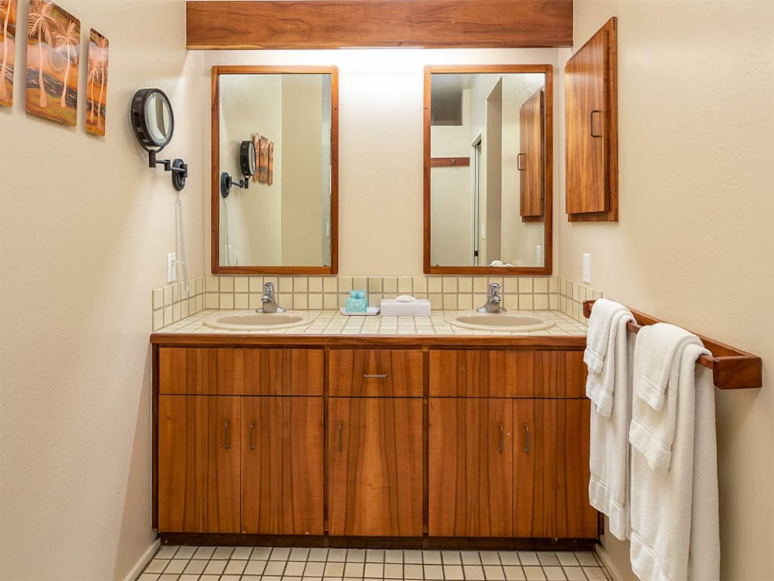 Condo in Kailua-Kona · ★4.5 · 2 bedrooms · 3 beds · 2 baths - Image 50