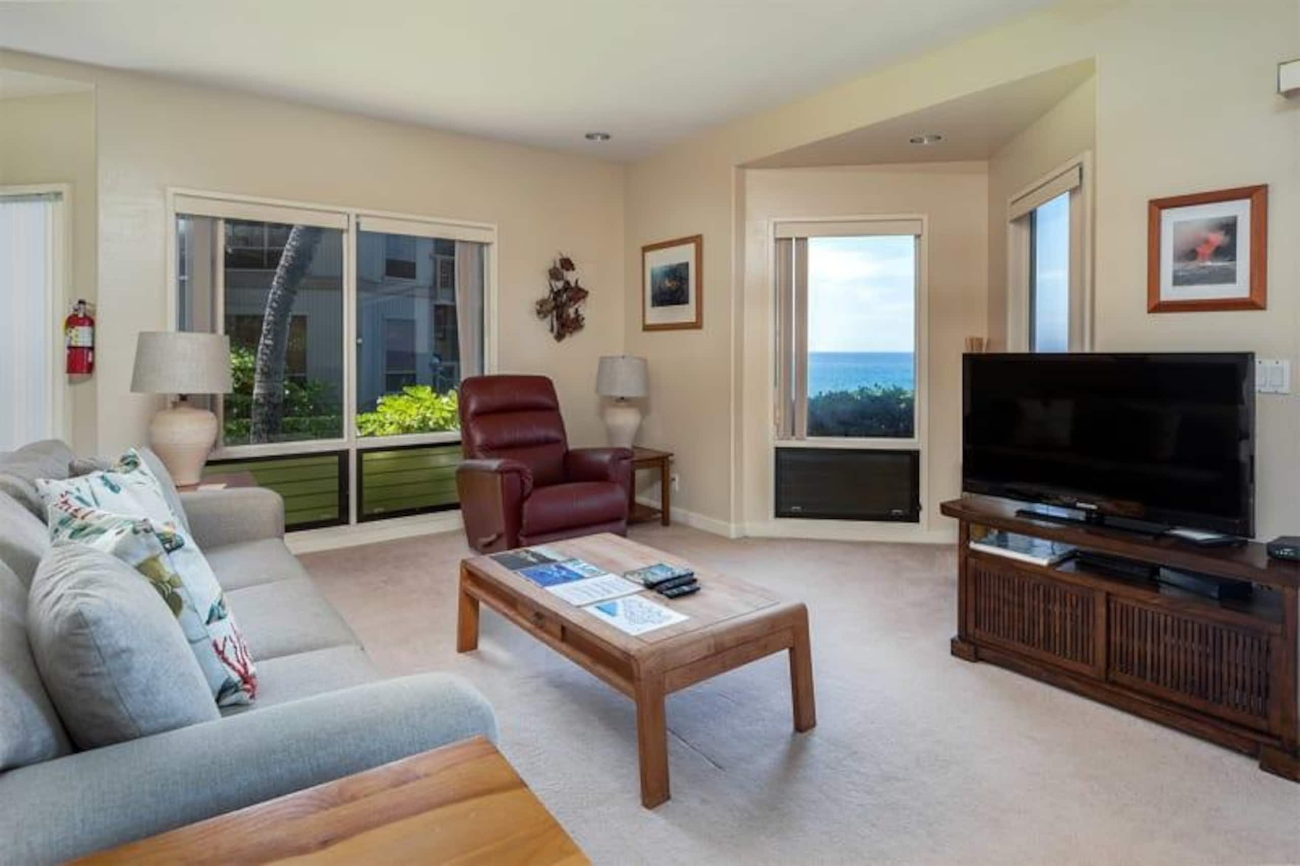 Condo in Kailua-Kona · ★4.5 · 2 bedrooms · 3 beds · 2 baths - Image 10