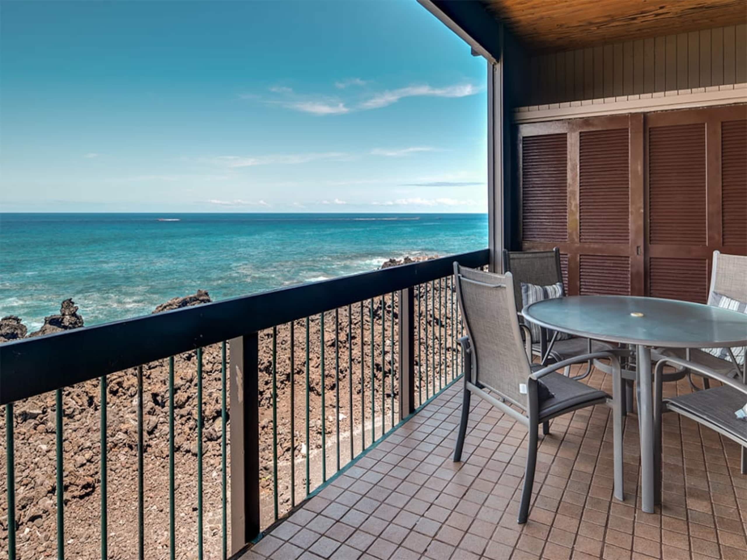 Condo in Kailua-Kona · ★4.5 · 2 bedrooms · 3 beds · 2 baths - Image 42