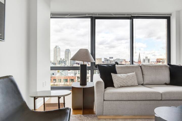 Blueground | LIC, gym & pool, nr East River gallery image 3