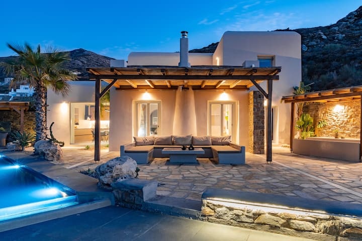 Delphinus Luxury Villa – Sea View & Private Pool - Paros