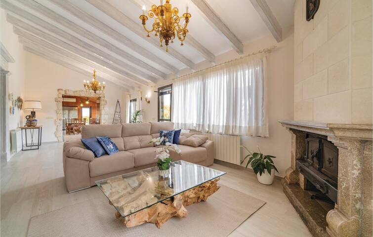 son reines gallery image 2