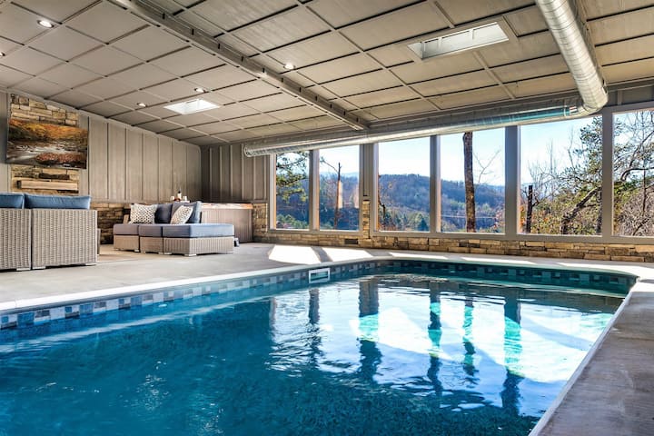 Heated Large Indoor Pool, Views, Firepit, Location - Pigeon Forge, TN