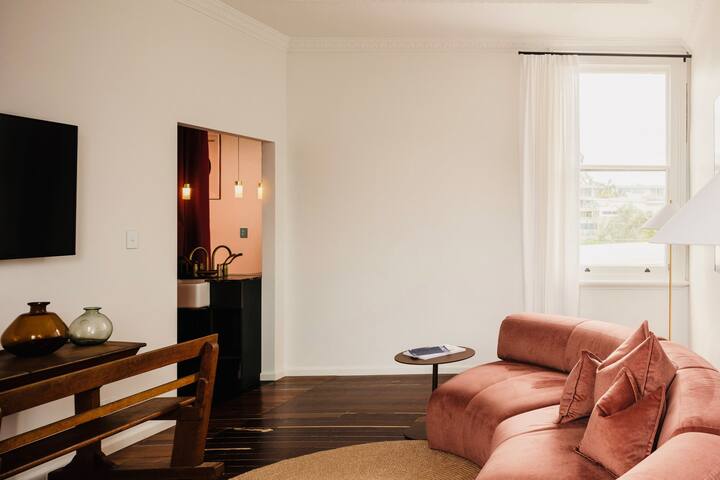 Miss Midgley’s – Assembly Hall gallery image 3