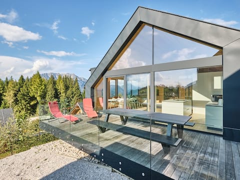 Ski-in/ski-out lodge with Sommercard