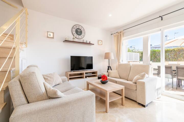 Roses House 4 gallery image 4