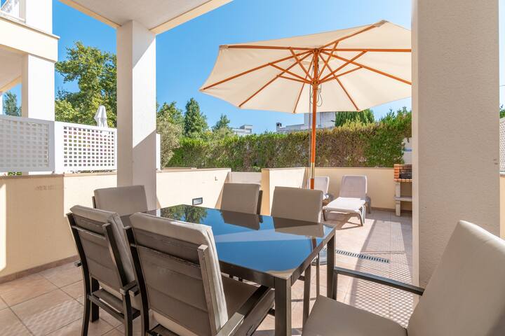 Roses House 4 gallery image 3