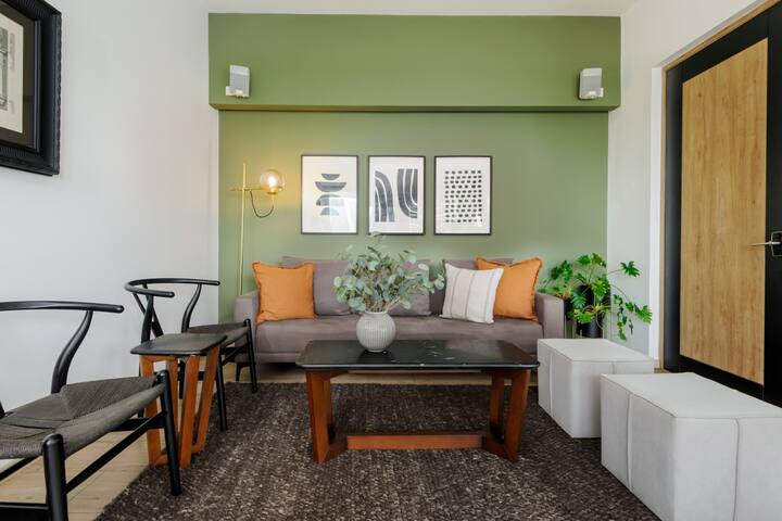 Contemporary Apt in 10th floor w/amazing amenities