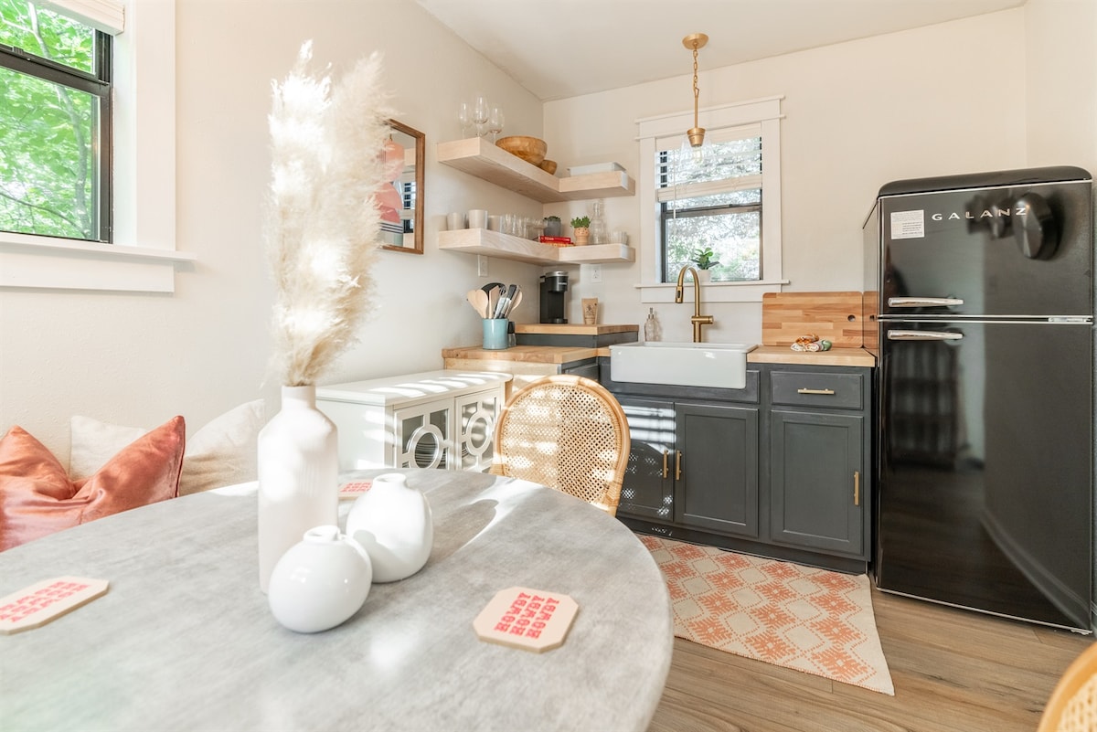 SOCO Luxury! | Dog Friendly Tiny Home |