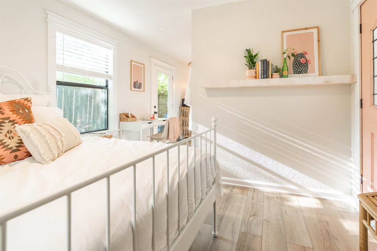 SOCO Luxury! | Dog Friendly Tiny Home |