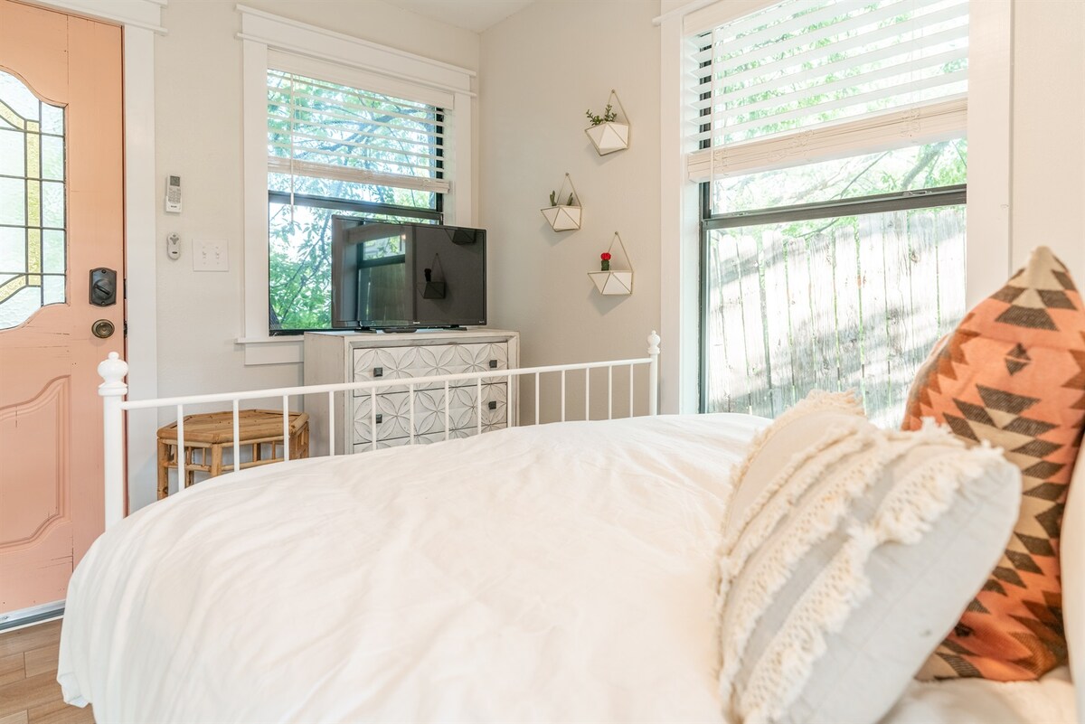 SOCO Luxury! | Dog Friendly Tiny Home |