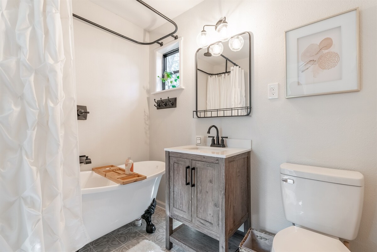 SOCO Luxury! | Dog Friendly Tiny Home |