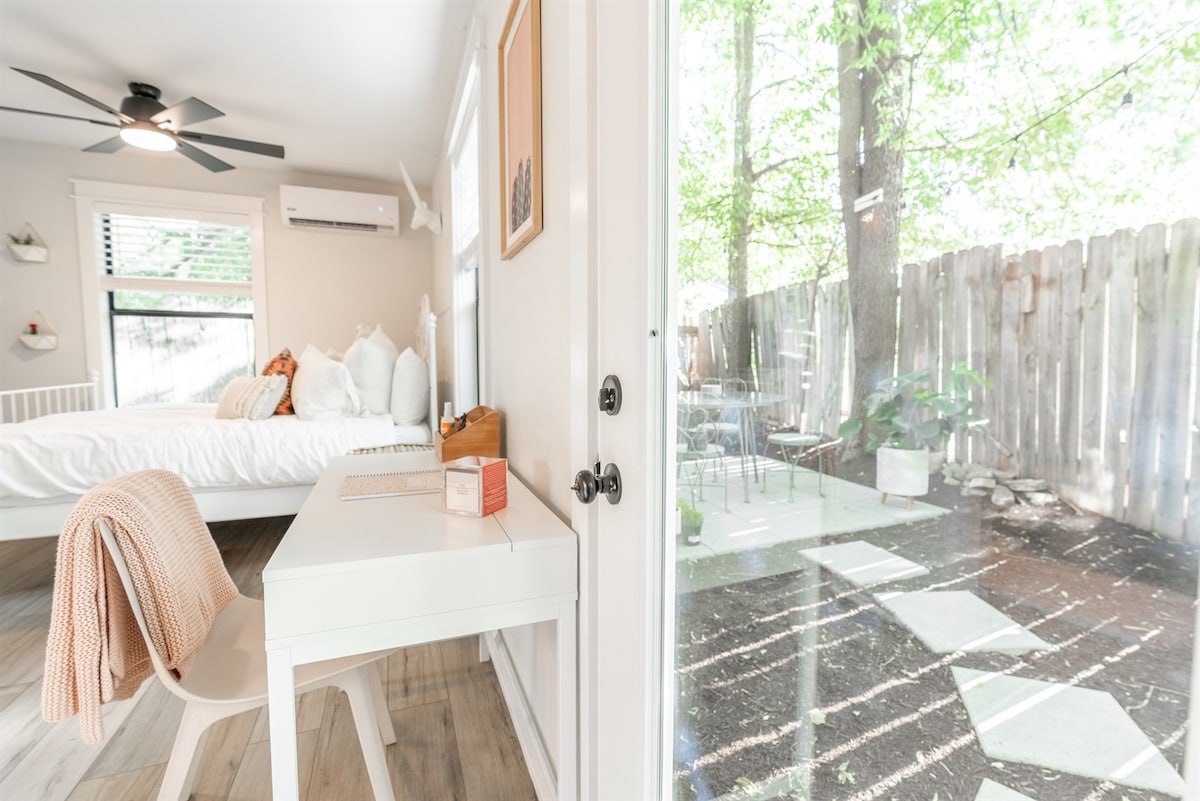 SOCO Luxury! | Dog Friendly Tiny Home |