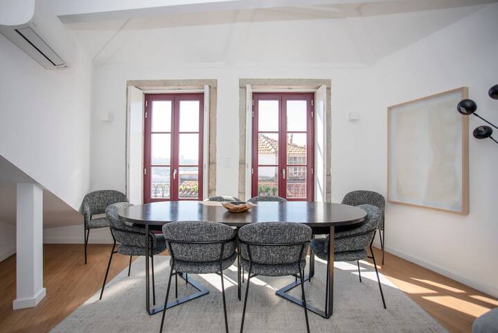 Liiiving in Porto – Ribeira Vintage View gallery image 3