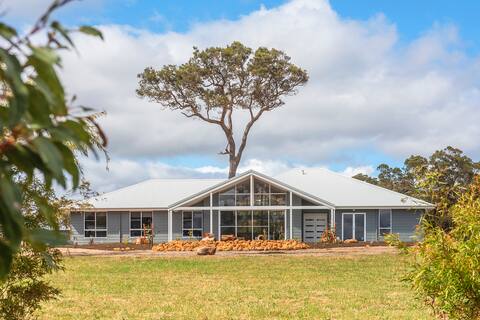 Skibo House