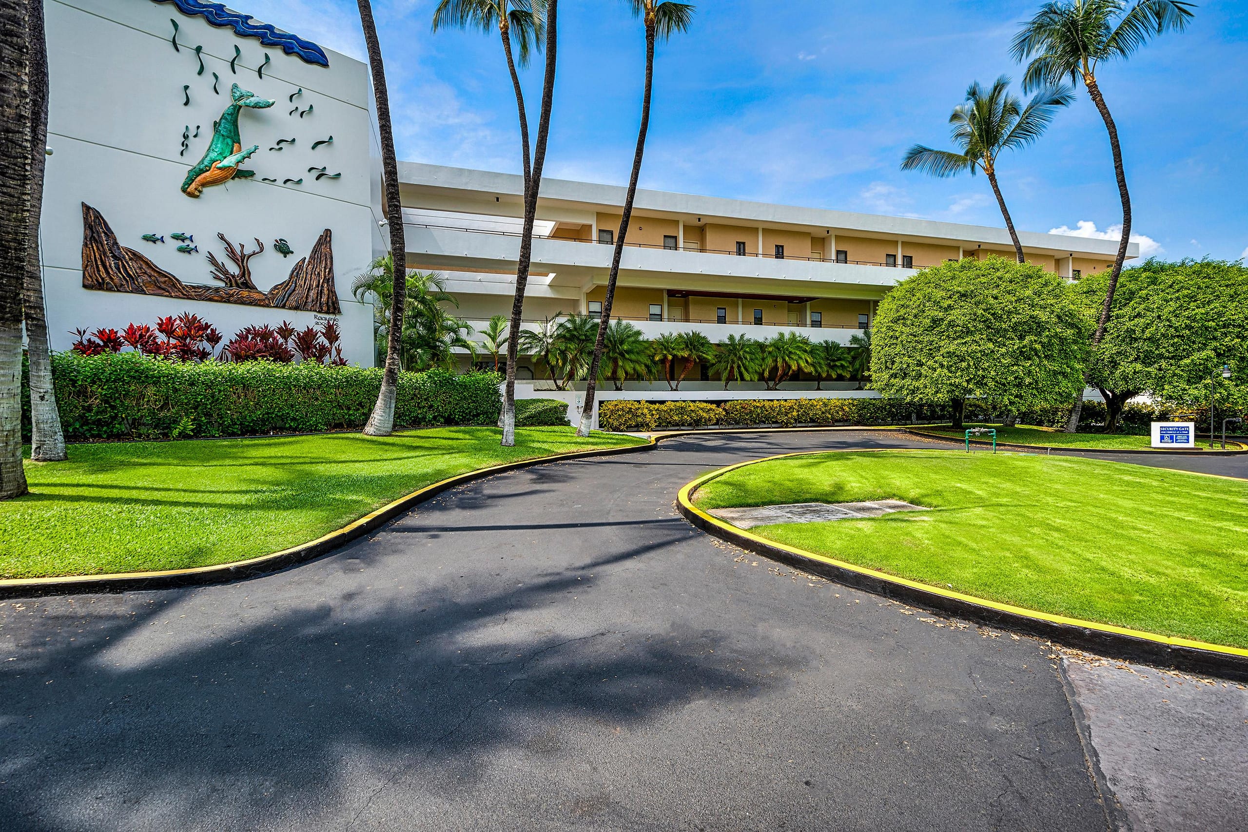 Condo in Kailua-Kona · ★4.73 · 1 bedroom · 2 beds · 1 bath - Image 36