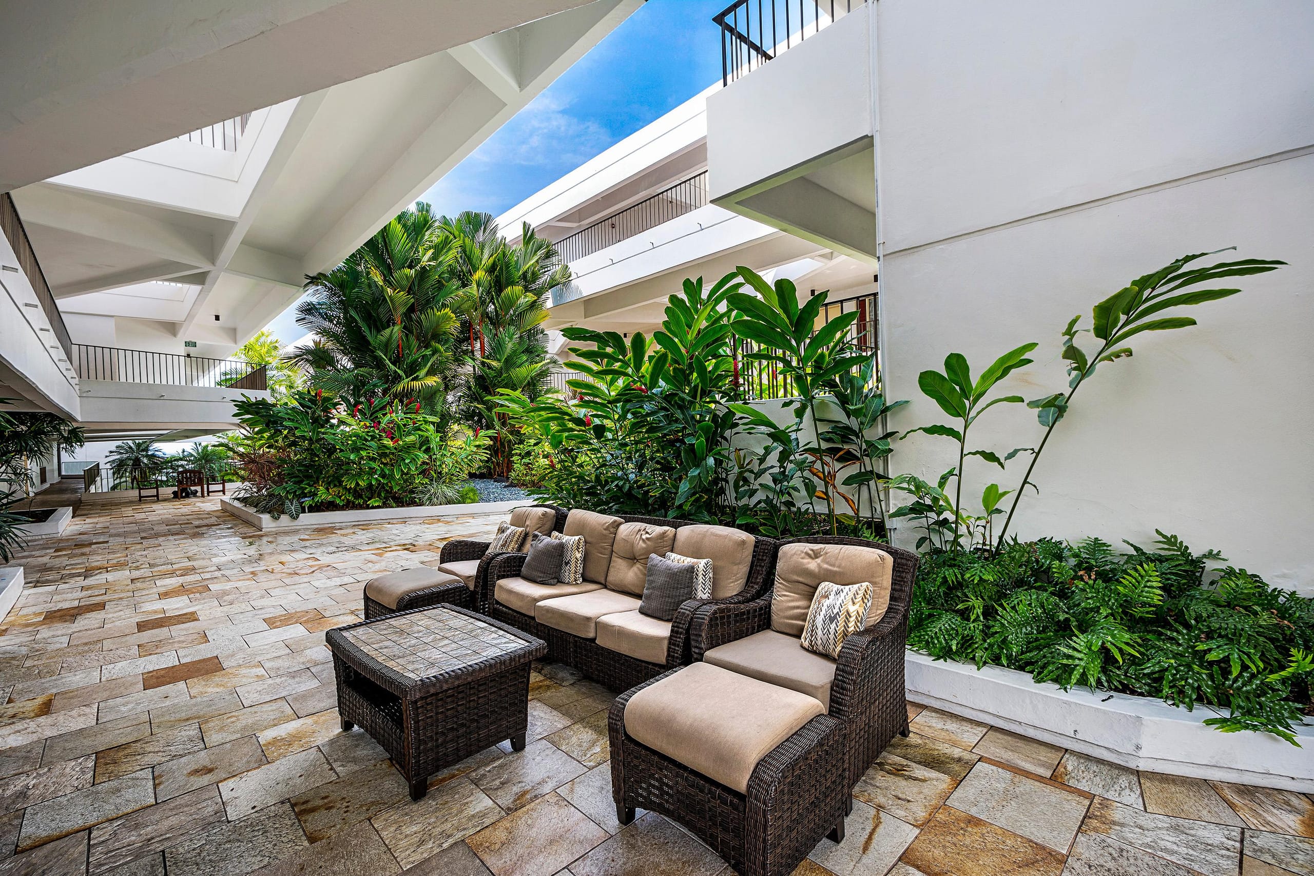 Condo in Kailua-Kona · ★4.73 · 1 bedroom · 2 beds · 1 bath - Image 25