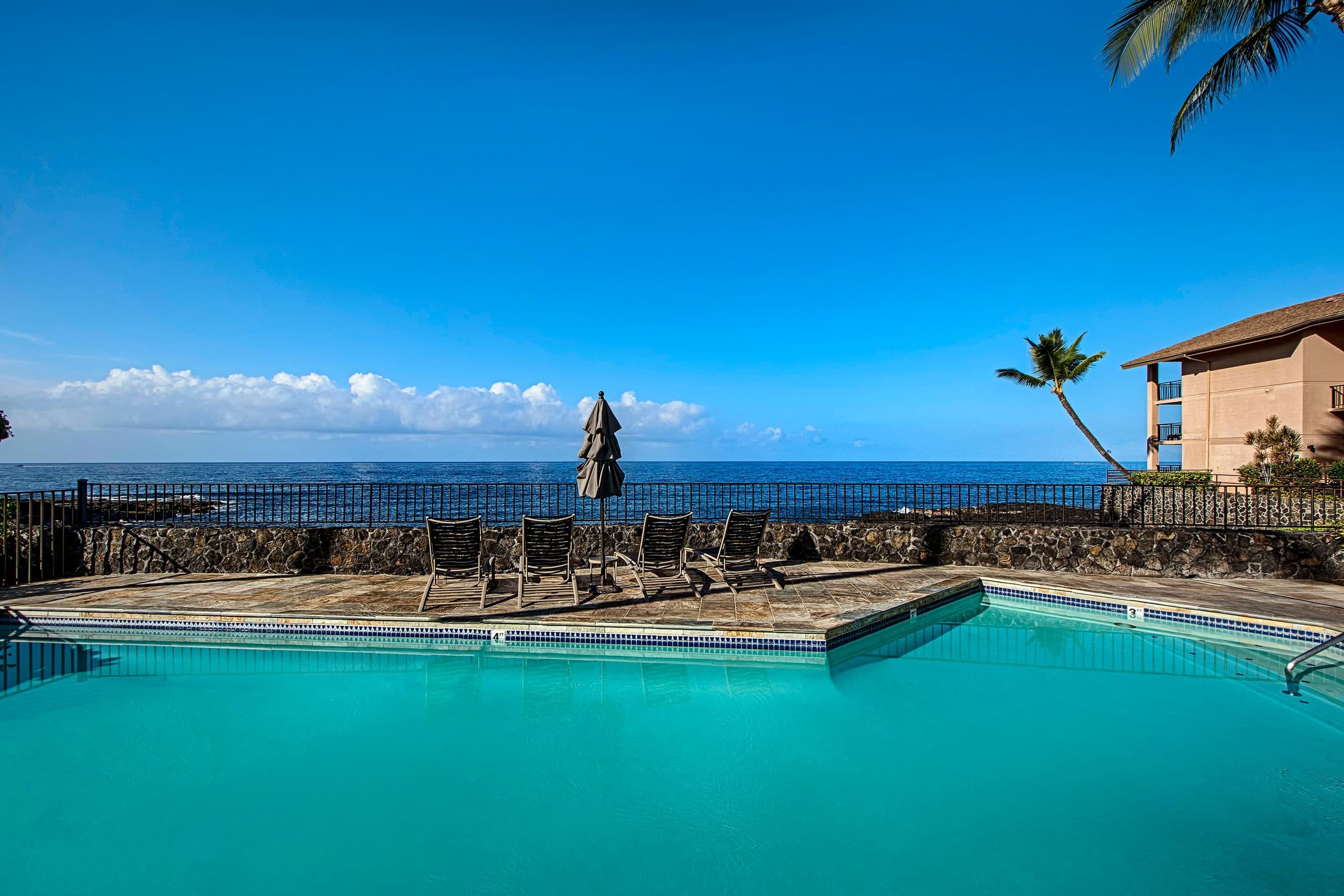 Condo in Kailua-Kona · ★4.73 · 1 bedroom · 2 beds · 1 bath - Image 27