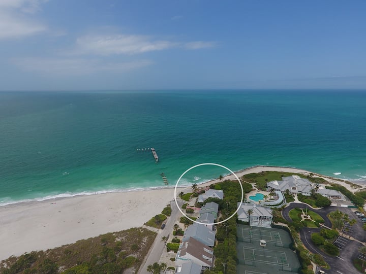 Pink House On Sunset Point - Boca Grande, FL
