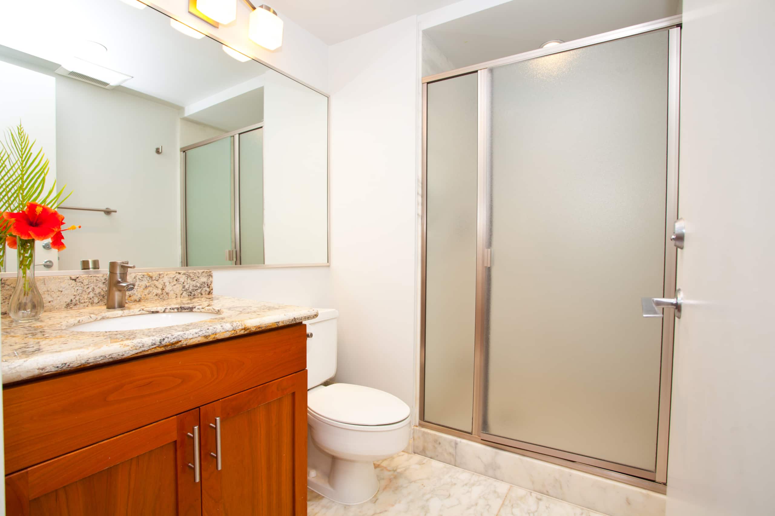 Condo in Lahaina · ★4.5 · 2 bedrooms · 4 beds · 2 baths - Image 21