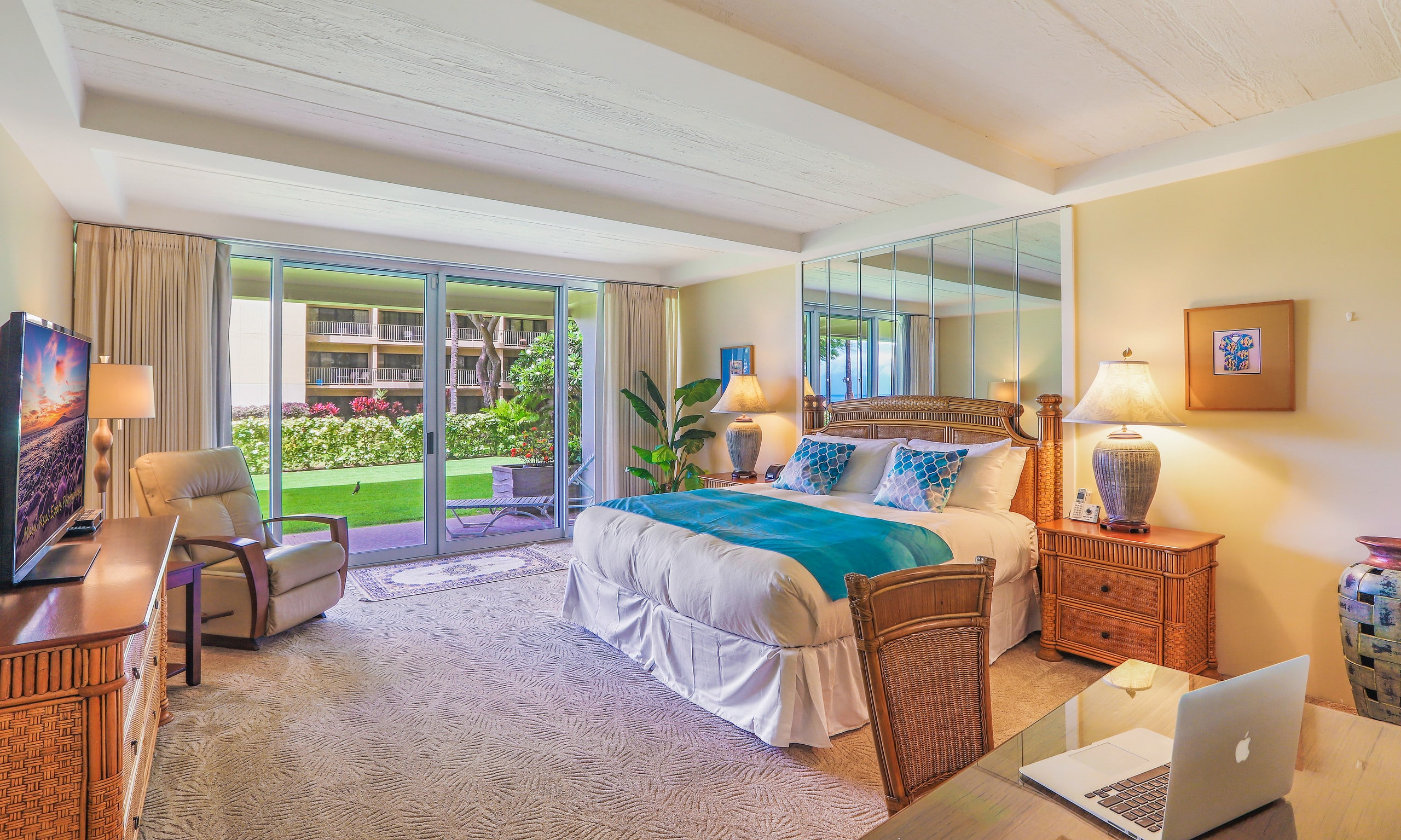 Condo in Lahaina · ★4.5 · 2 bedrooms · 4 beds · 2 baths - Image 24
