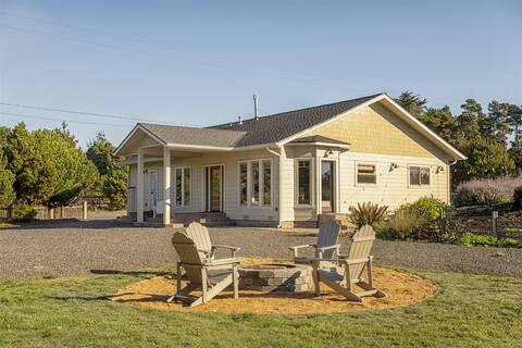 Paseo Del Mar - Close to world class beaches and w