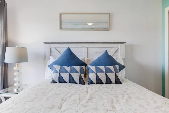 Druga spavaća soba ima bračni krevet (160x200)