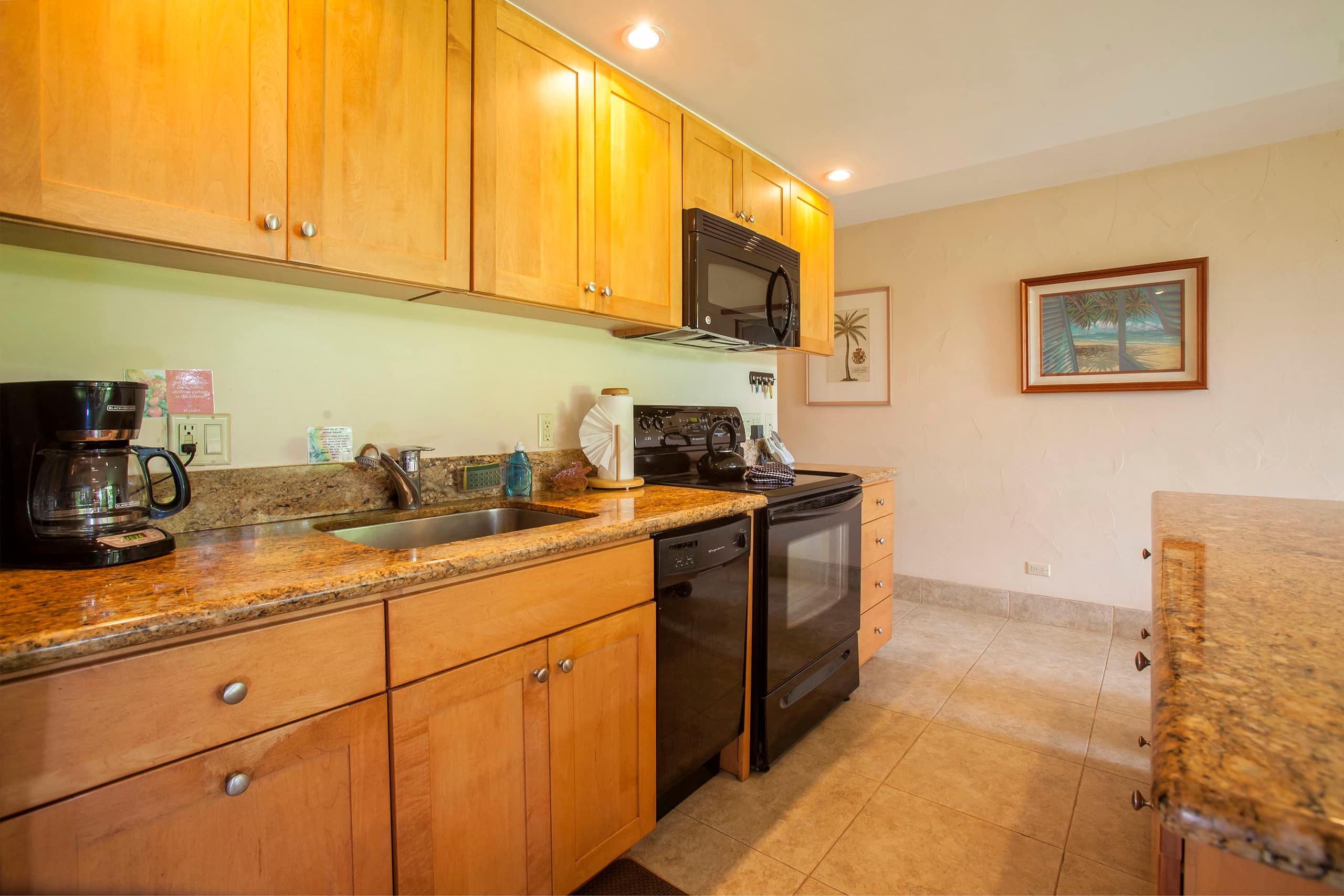 Condo in Kihei · ★4.86 · 1 bedroom · 2 beds · 1 private bath - Image 8