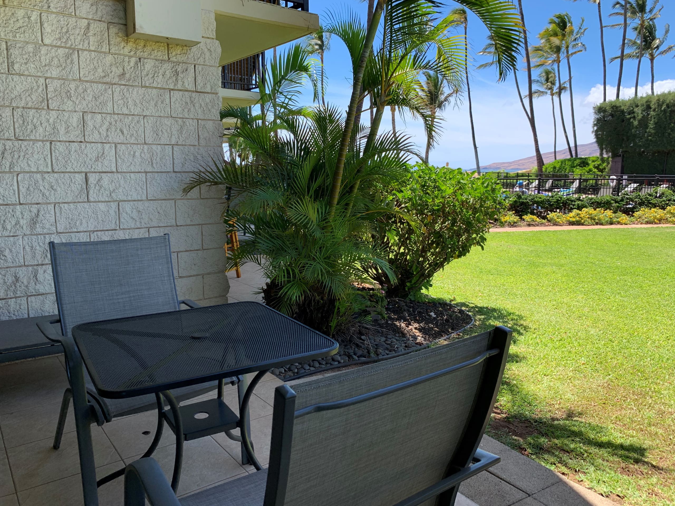 Condo in Kihei · ★4.86 · 1 bedroom · 2 beds · 1 private bath - Image 5