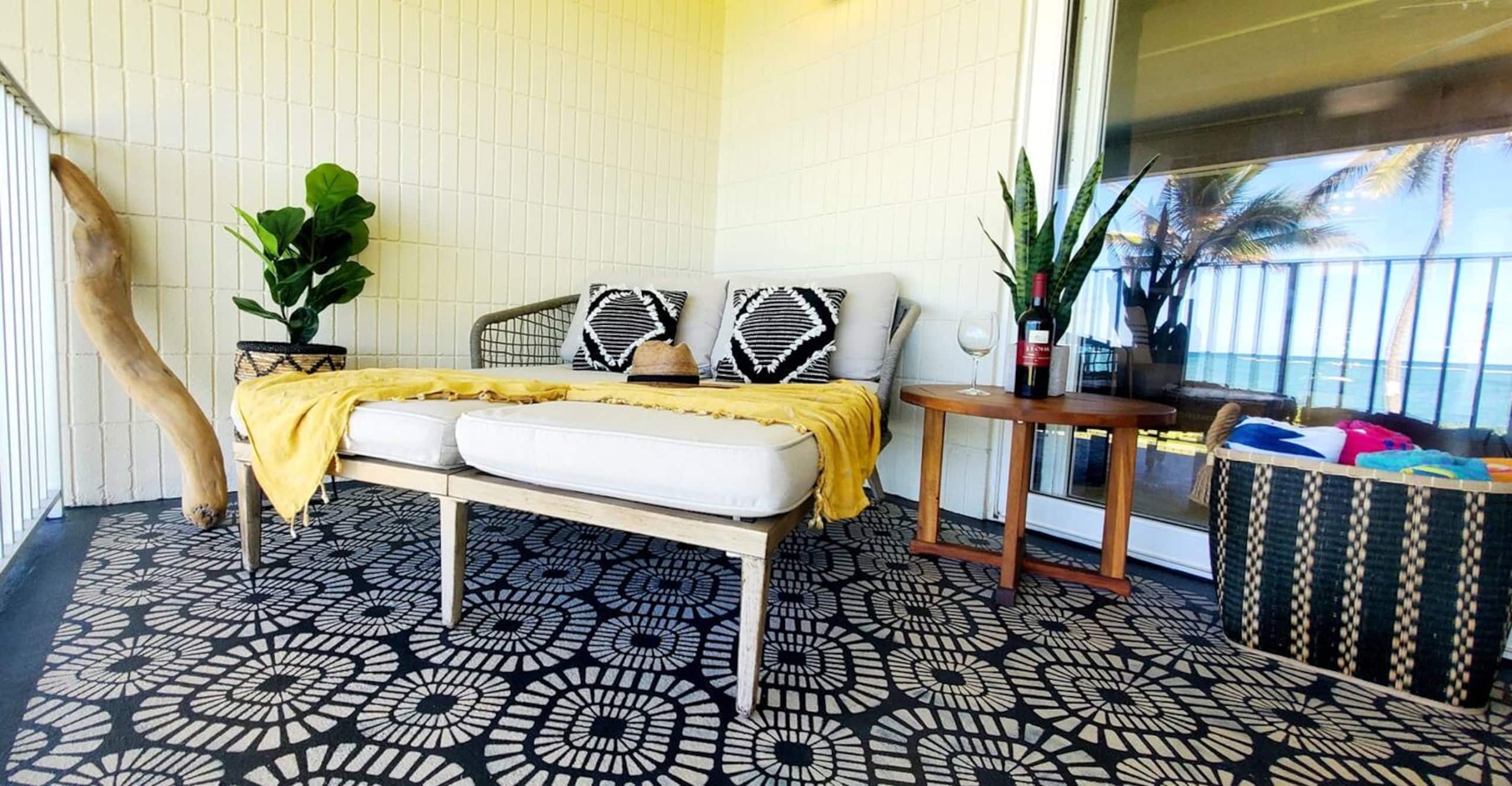 Condo in Hauula · ★4.53 · 1 bedroom · 2 beds · 1 private bath - Image 3