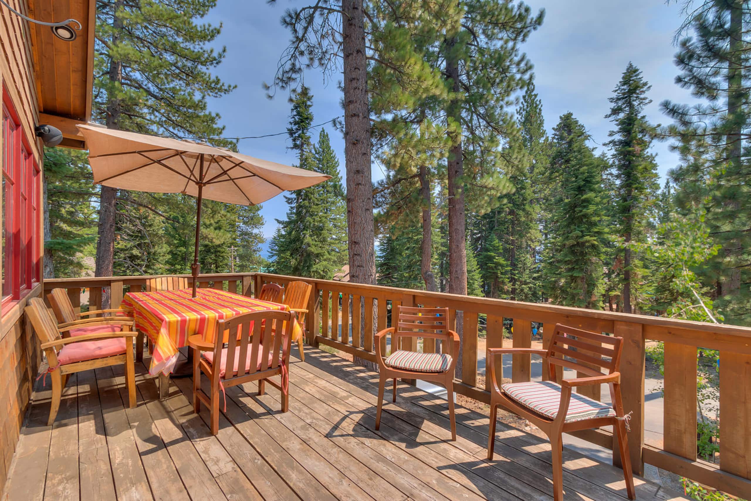 Luxury North Lake Tahoe Retreat for Groups - Photo 21