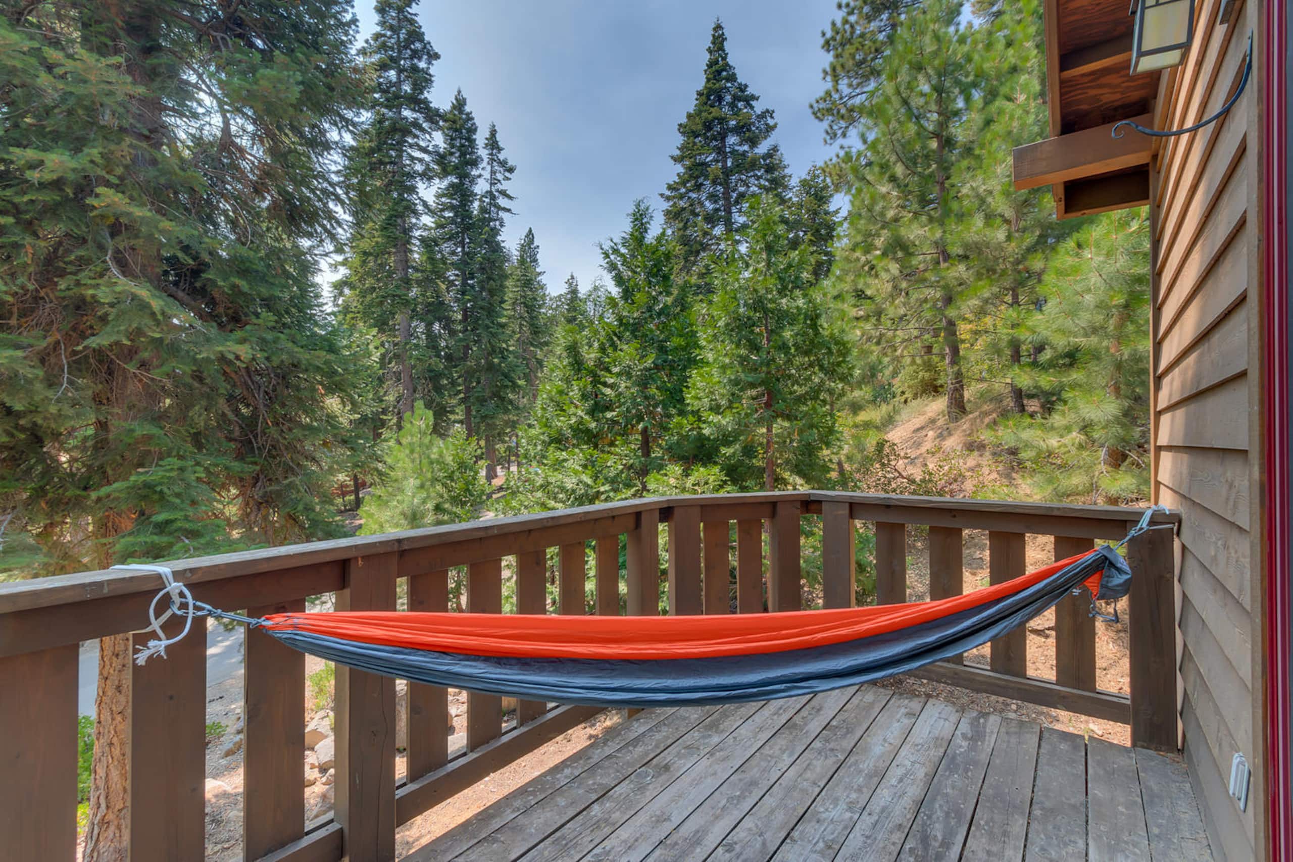Luxury North Lake Tahoe Retreat for Groups - Photo 22