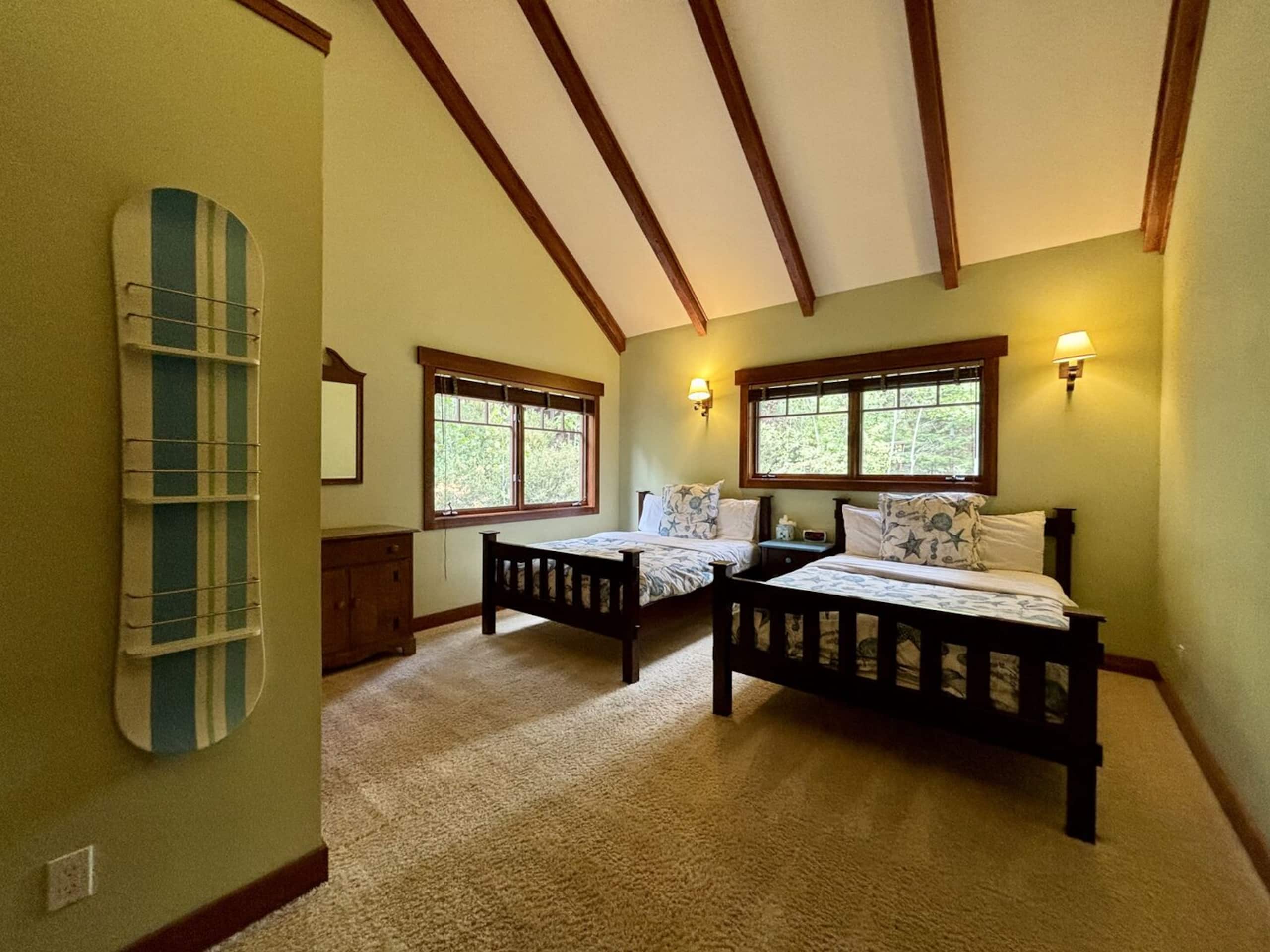 Luxury North Lake Tahoe Retreat for Groups - Photo 12