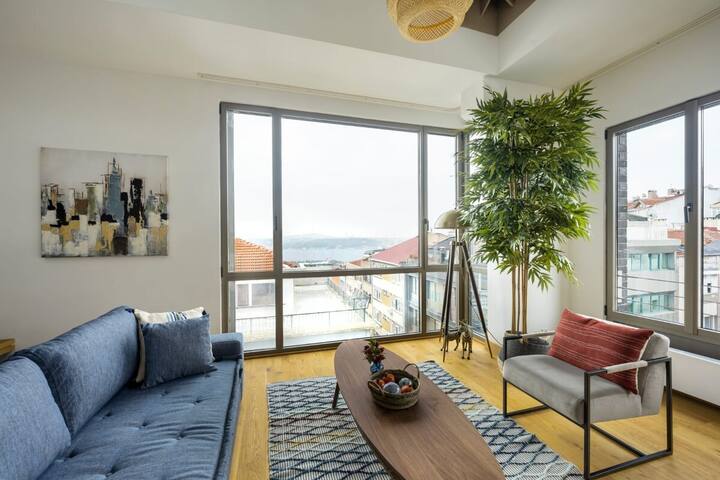 The Ultimate Luxury Bright Loft + Views! #123 gallery image 3