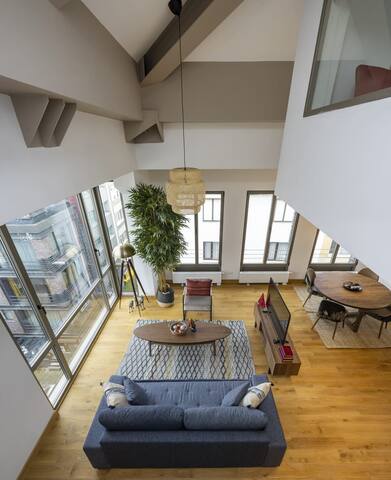 The Ultimate Luxury Bright Loft + Views! #123