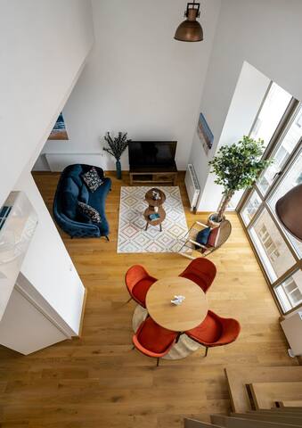 Gorgeous Bright New Modern Duplex Loft Gem! #124 gallery image 2