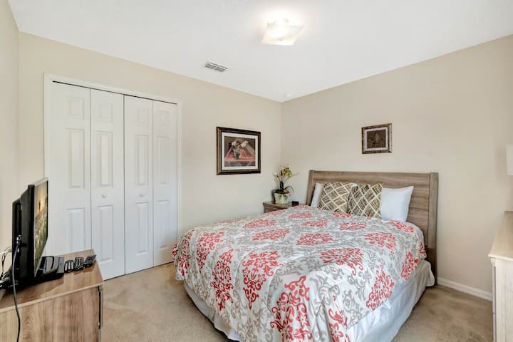 Dhomë gjumi dopio "queen"