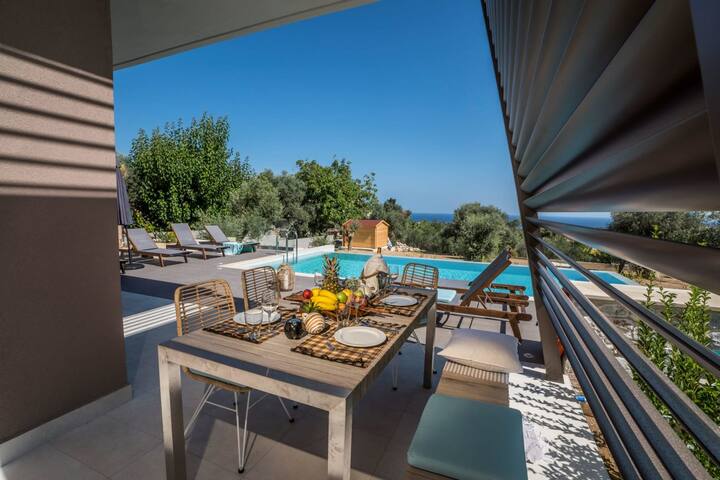 Chania Luxury Villas-Paradise Resorts -Up to 16ppl gallery image 3