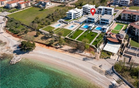 Pet friendly home in Zidarici with house sea view