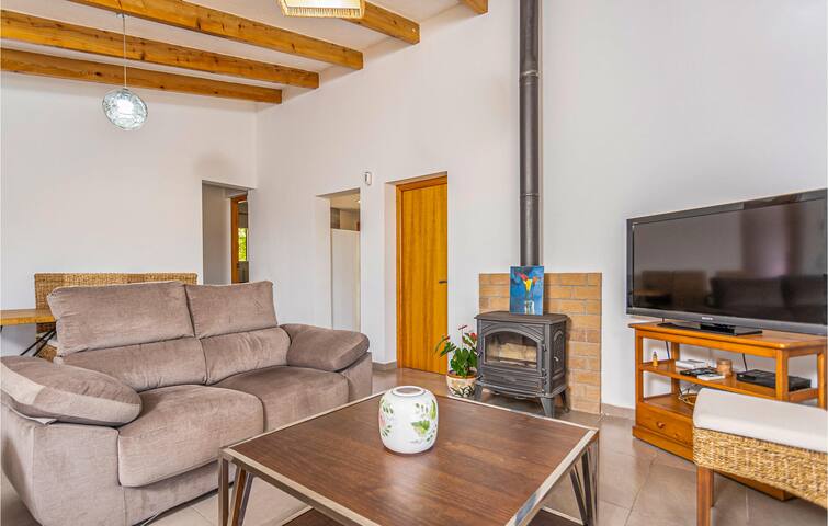 Cozy home in Puerto de Alcudia gallery image 3