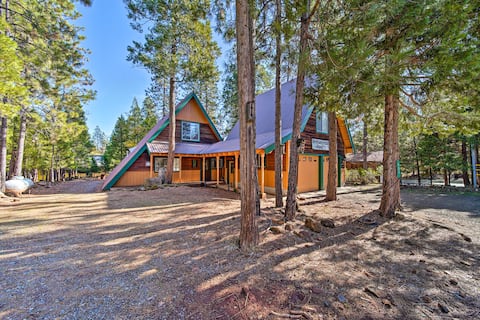 Hike & Fish, < 1 Mi to Trinity Lake: Rustic Cabin!